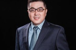 王璞 / 数人云创始人&CEO