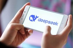 Deepseek官网太卡，教你白嫖阿里云的Deepseek-R1满血版缩略图